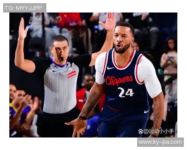 鲍威尔回应快船新援传闻表达对管理层的不满与决心