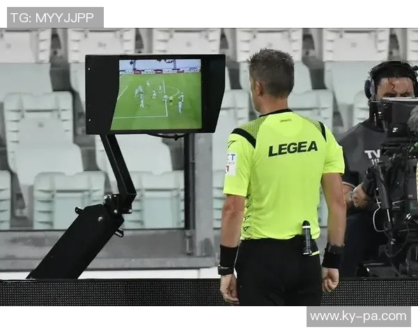 西班牙裁委会新规出台主裁判若被VAR纠正两次将面临处罚