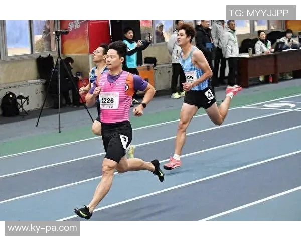 父亲透露希门尼斯脚踝问题频繁复发情况令人担忧不容忽视